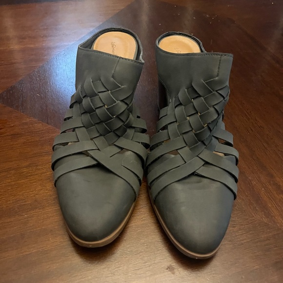 Target Clogs - Picture 2 of 2